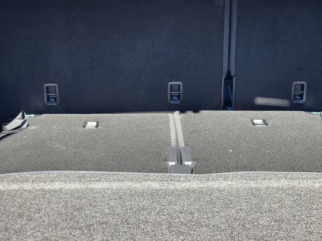 New 2026 Volkswagen Atlas SEL Premium R-Line image 23