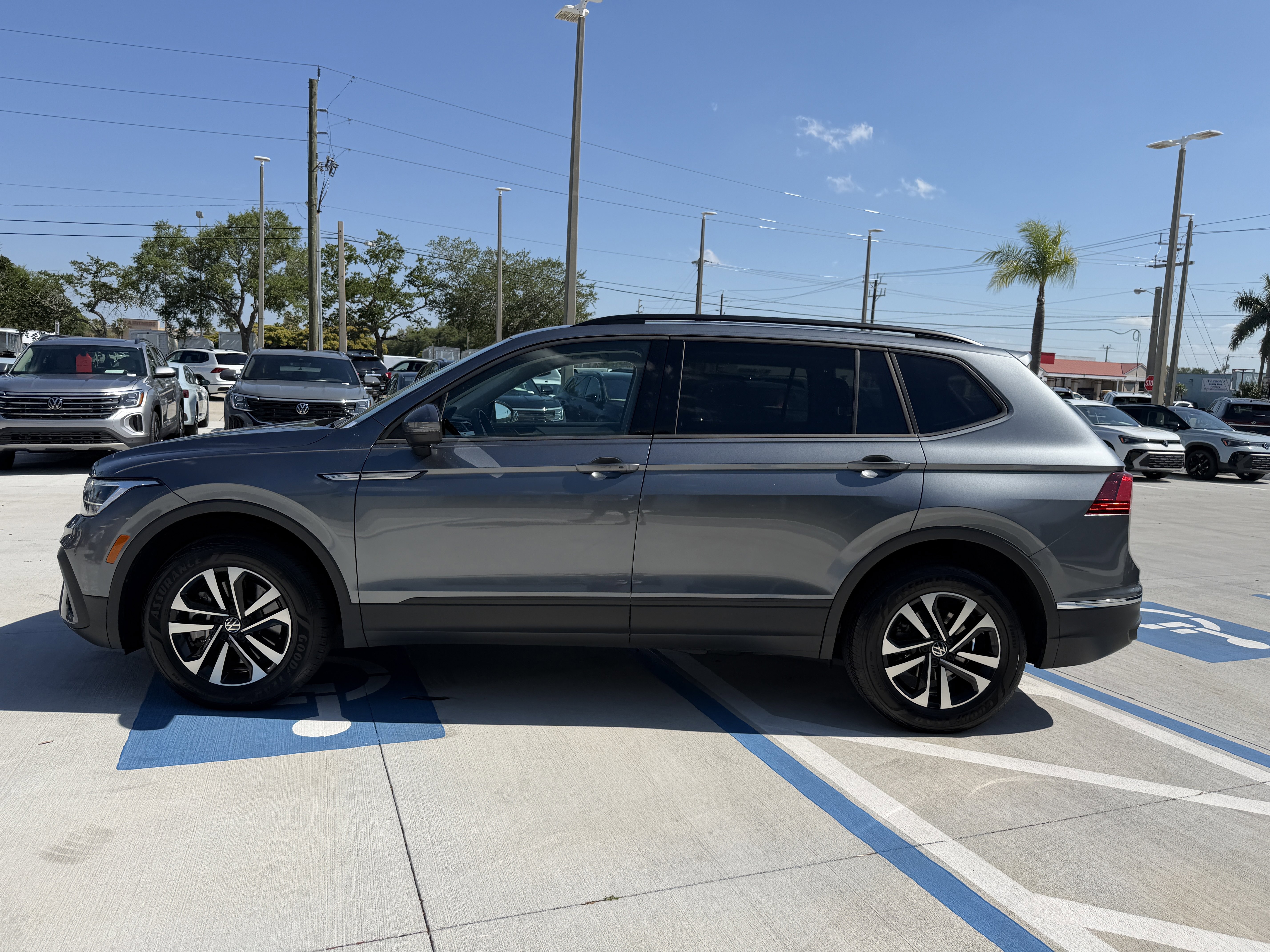 Used 2023 Volkswagen Tiguan S w/ Driver Assistance Package AWD/4WD image 6