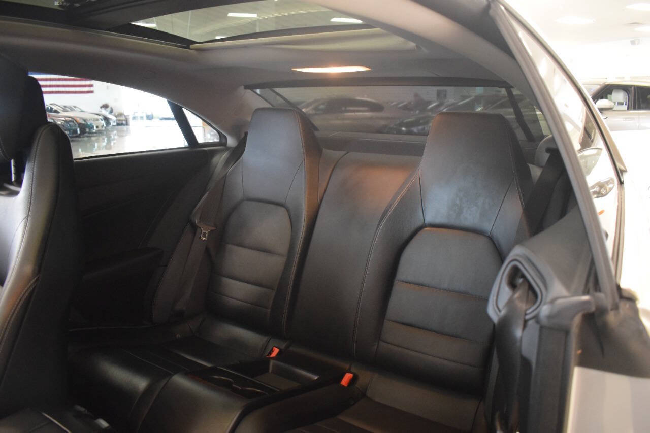 Used 2011 Mercedes-Benz E 550 Coupe image 44