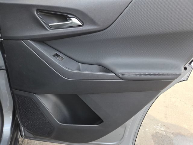 New 2026 Chevrolet Equinox LT w/ Safety and Technology Package FWD image 25