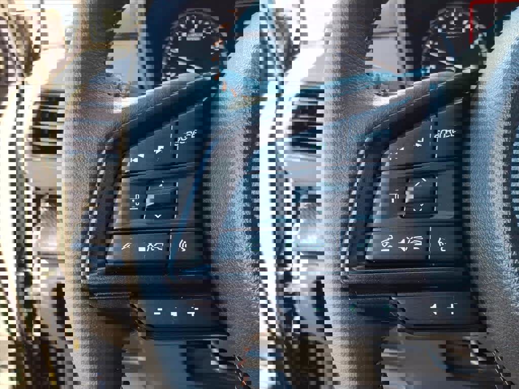 Used 2025 Subaru Crosstrek 2.5i Limited w/ Popular Package #3A image 38