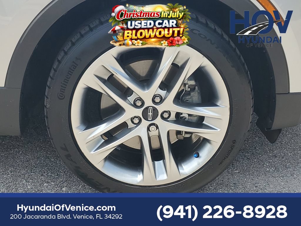 Used 2017 Lincoln MKC Reserve w/ Lincoln MKC Climate Package AWD/4WD image 9