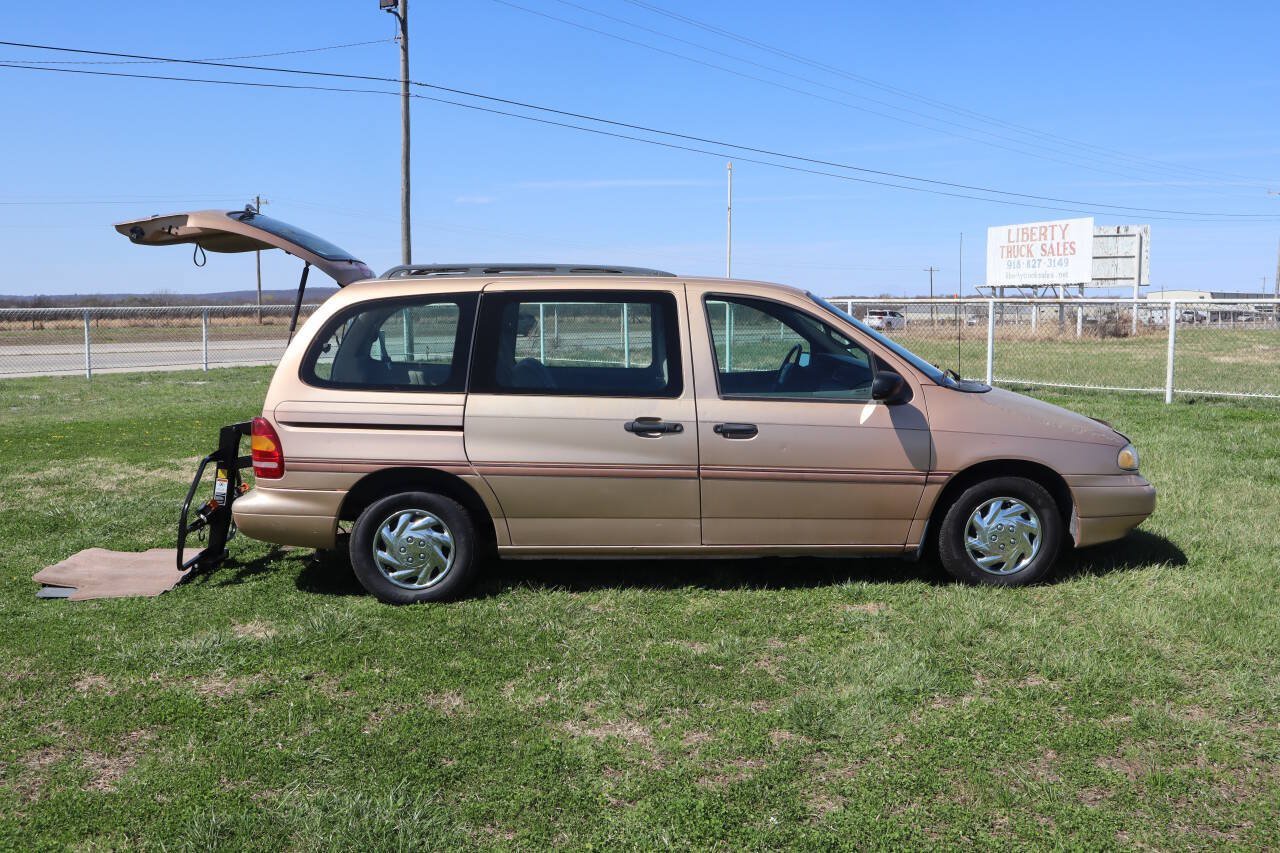 Used 1995 Ford Windstar LX FWD image 14