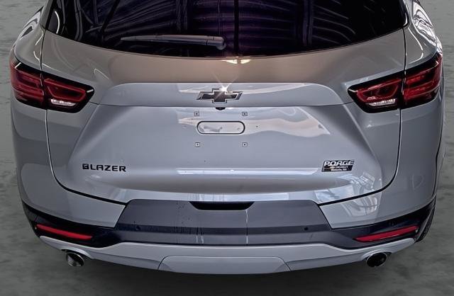 New 2026 Chevrolet Blazer LT w/ Convenience Package FWD image 11