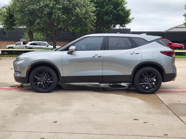 Used 2024 Chevrolet Blazer LT FWD image 12