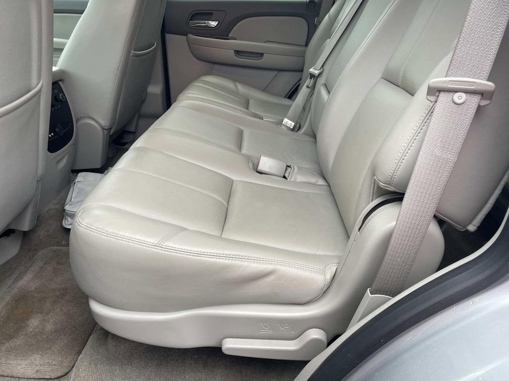 Used 2013 Chevrolet Tahoe LT w/ Luxury Package image 14