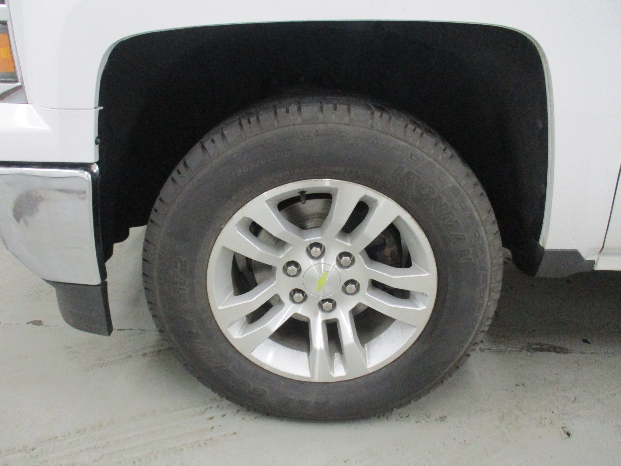 Used 2015 Chevrolet Silverado 1500 LT w/ All Star Edition AWD/4WD image 4