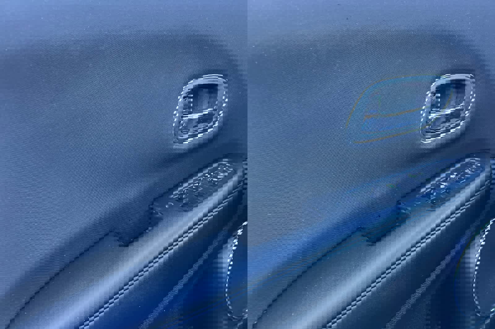 Used 2017 Honda HR-V EX image 12