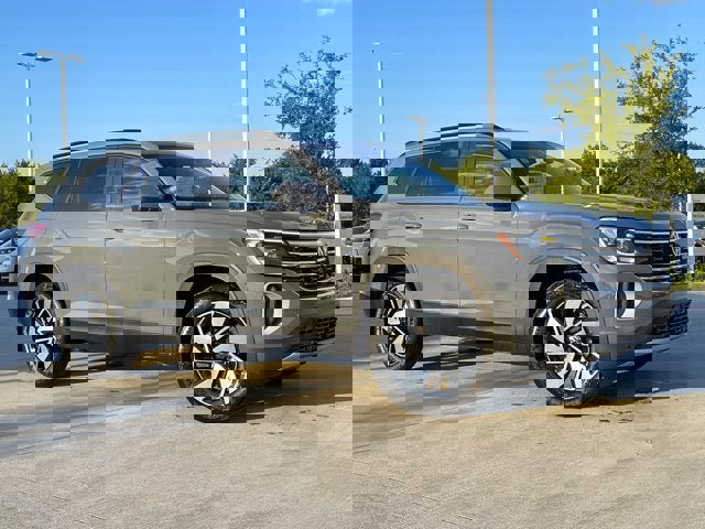 New 2026 Volkswagen Atlas SE image 5