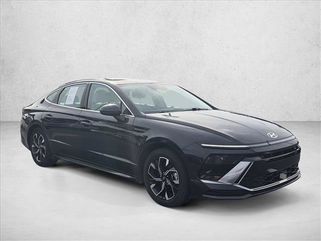 Used 2025 Hyundai Sonata SEL FWD image 3