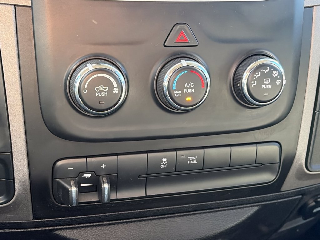 Used 2014 RAM 1500 Express w/ Black Ram 1500 Express Group AWD/4WD image 20