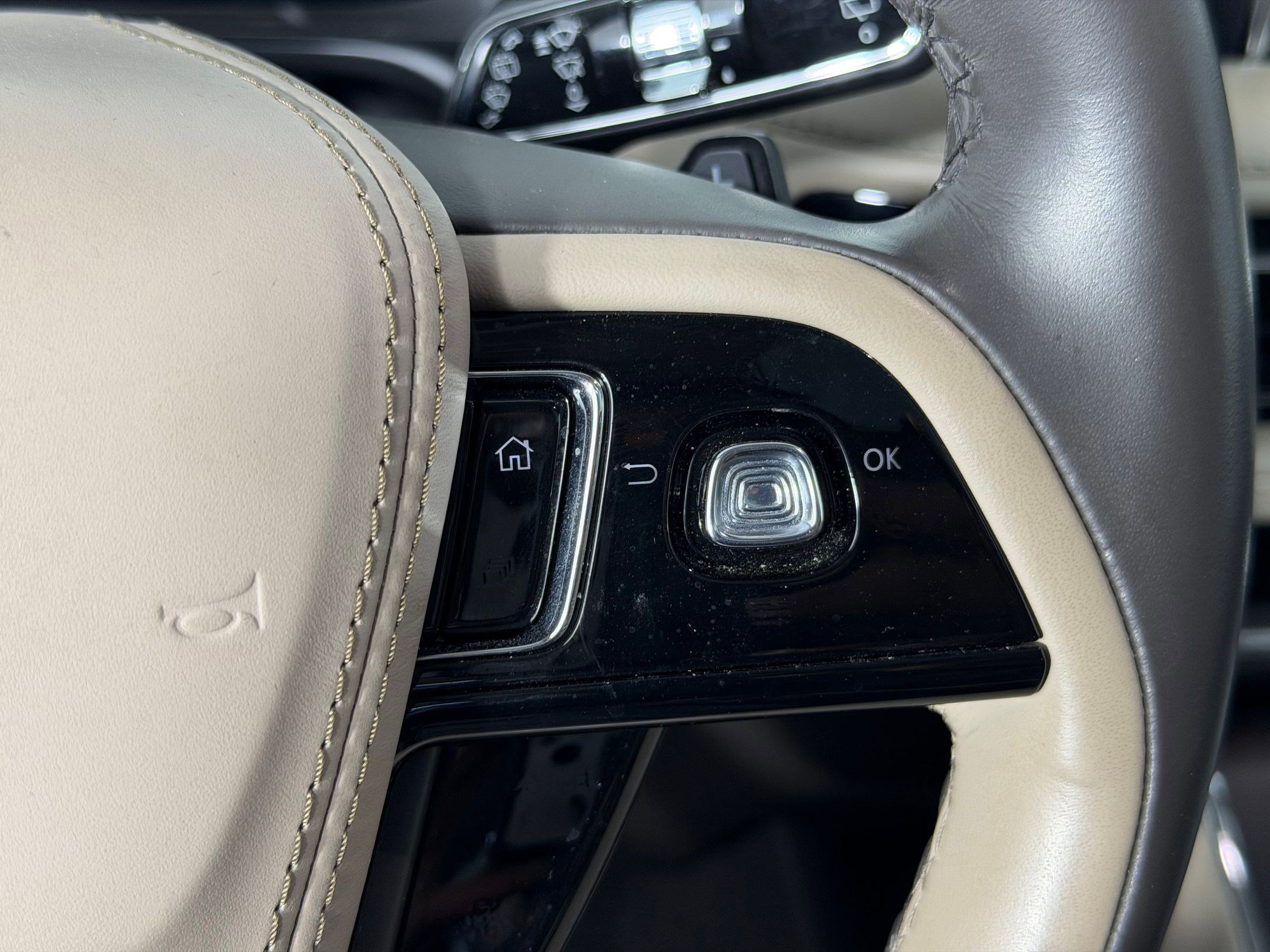 Used 2022 Lincoln Aviator Reserve w/ Equipment Group 201A AWD/4WD image 26