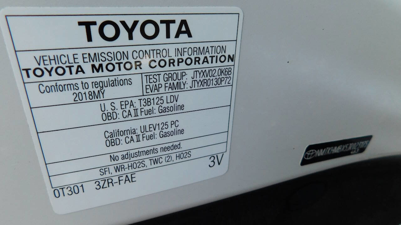 Used 2018 Toyota C-HR XLE image 35