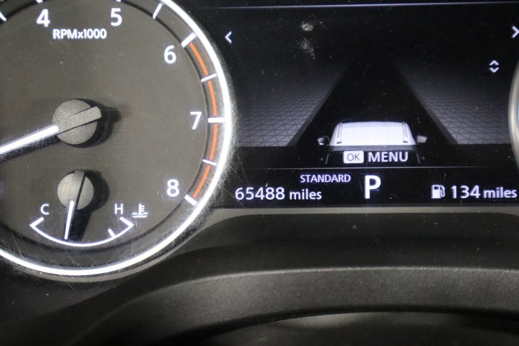 Used 2024 Nissan Rogue SV w/ SV Premium Package image 39