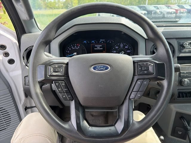 Used 2022 Ford F750 2WD Regular Cab Super Duty image 32