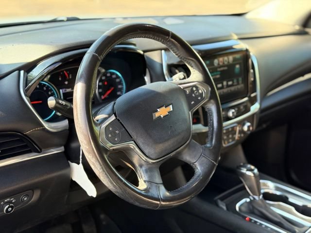 Used 2019 Chevrolet Traverse LT w/ LPO, Floor Liner Package FWD image 8