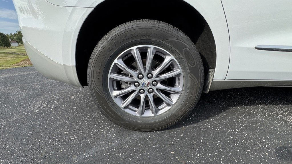 Used 2024 Buick Enclave Essence w/ LPO, Floor Liner Package image 33