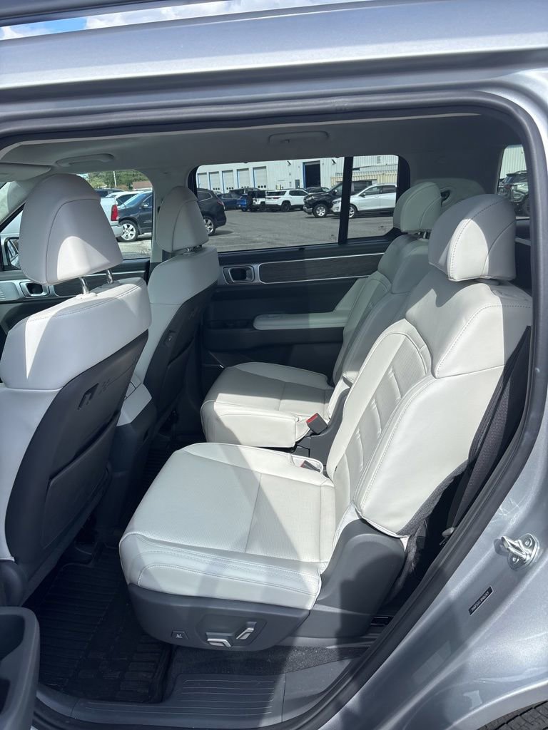 Used 2024 Hyundai Santa Fe Calligraphy AWD/4WD image 9