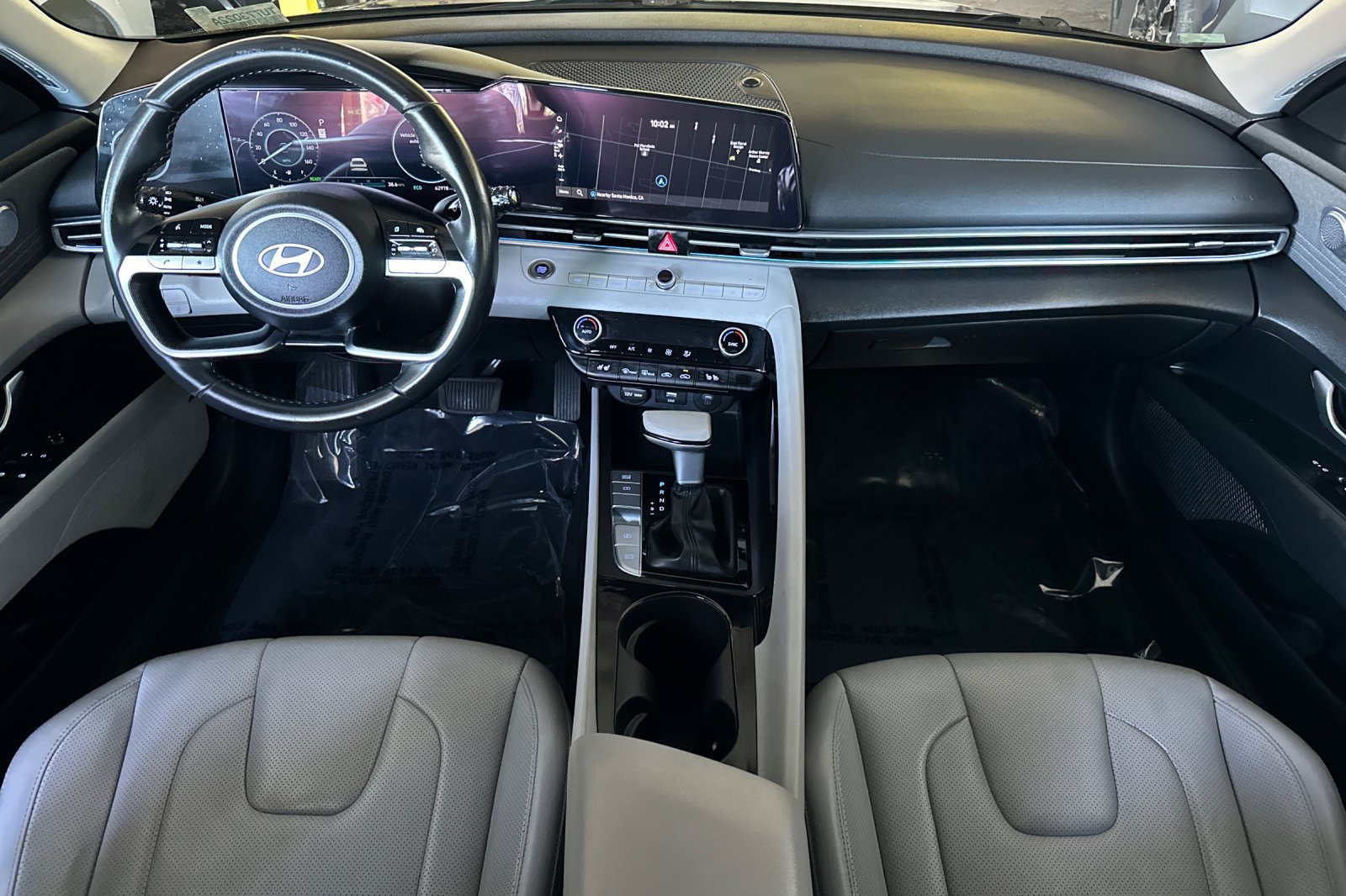 Used 2025 Hyundai Elantra Limited w/ Cargo Package FWD image 13