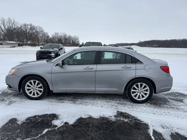 Used 2014 Chrysler 200 Touring w/ Cold Weather Group image 7