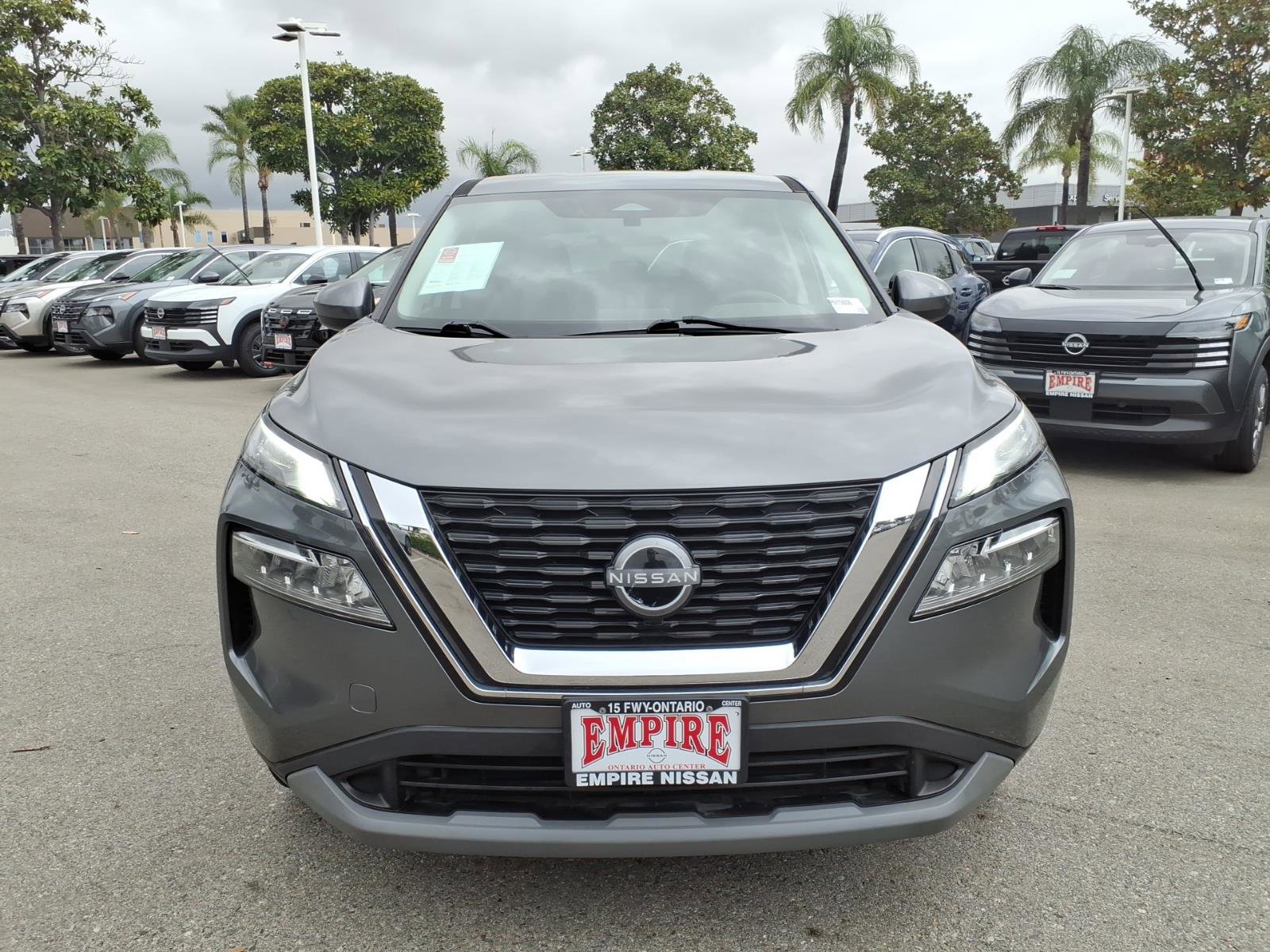 Certified 2023 Nissan Rogue SV image 2