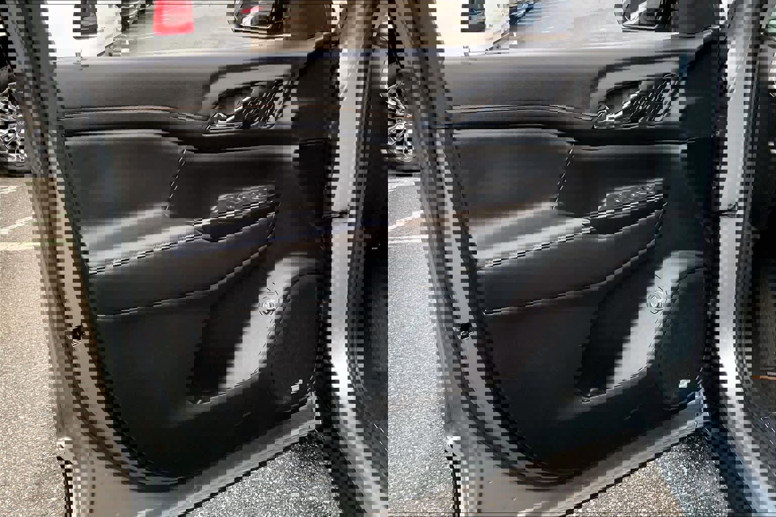 Used 2023 GMC Acadia AT4 w/ Technology Package image 19