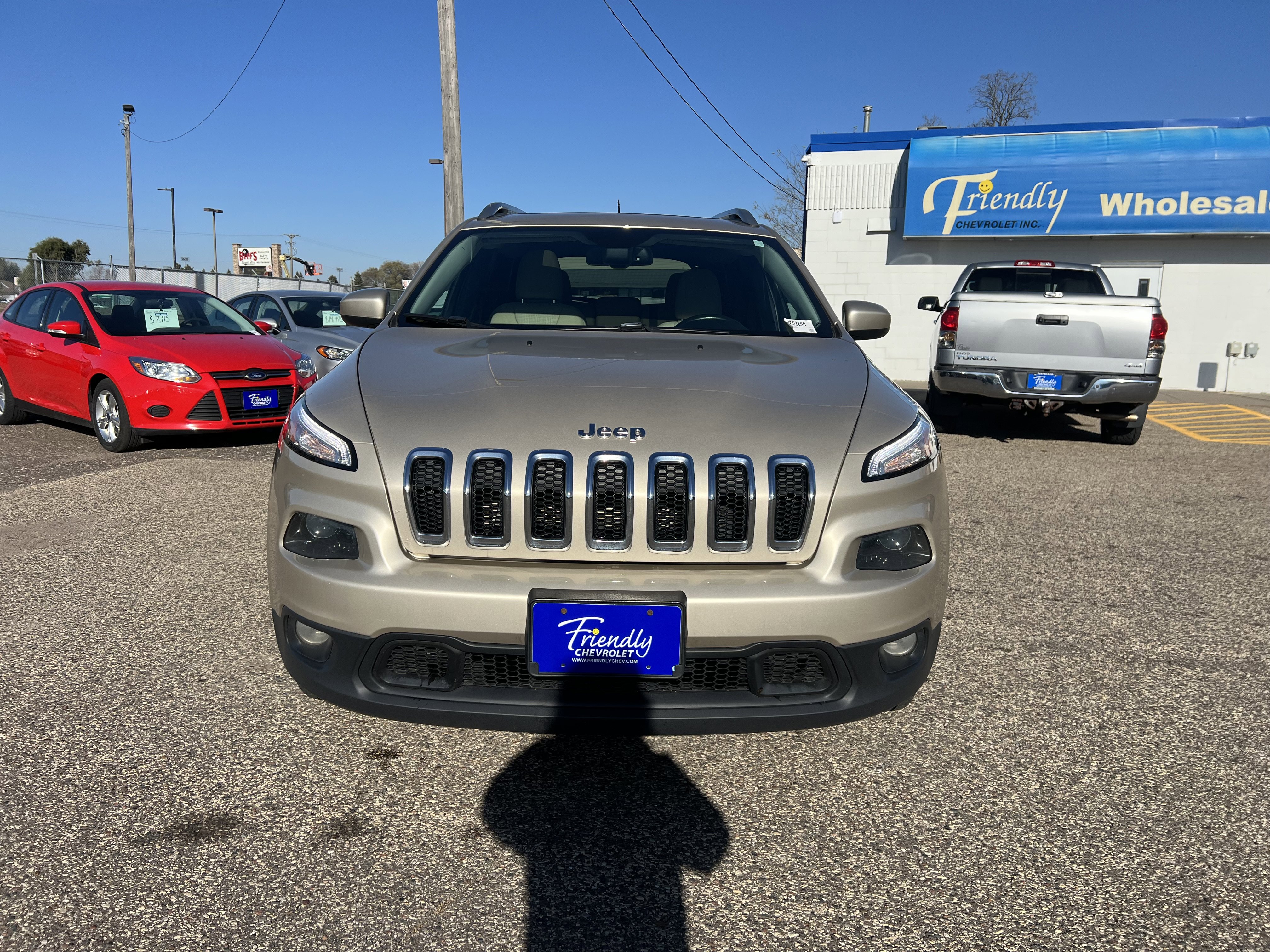 Used 2015 Jeep Cherokee Latitude w/ Comfort/Convenience Group image 3