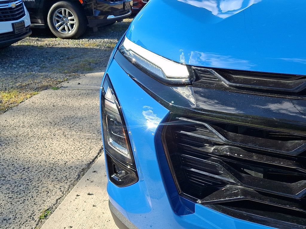 Certified 2025 Chevrolet Equinox RS w/ Safety and Technology Package AWD/4WD image 35