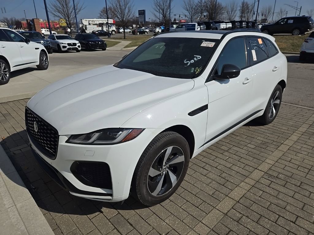 Certified 2024 Jaguar F-PACE R-Dynamic S image 1