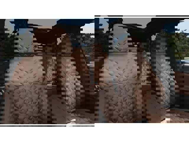 New 2025 BMW X5 xDrive40i w/ Climate Comfort Package image 11