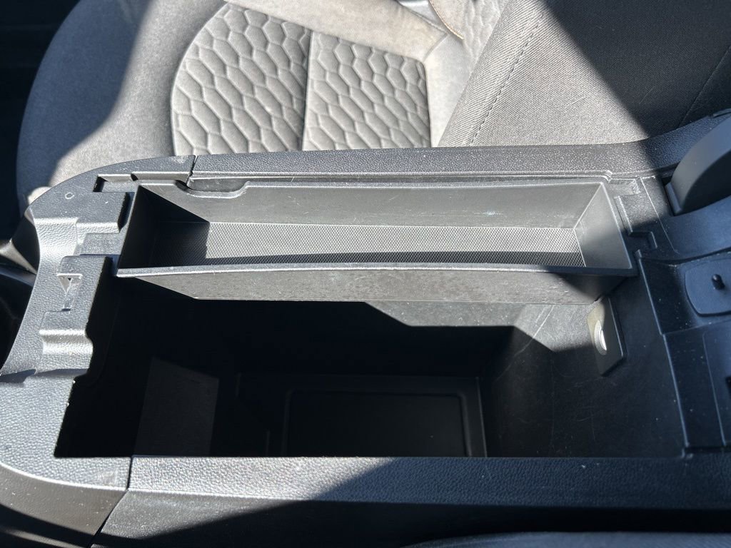 Used 2020 Chevrolet Equinox LT image 38