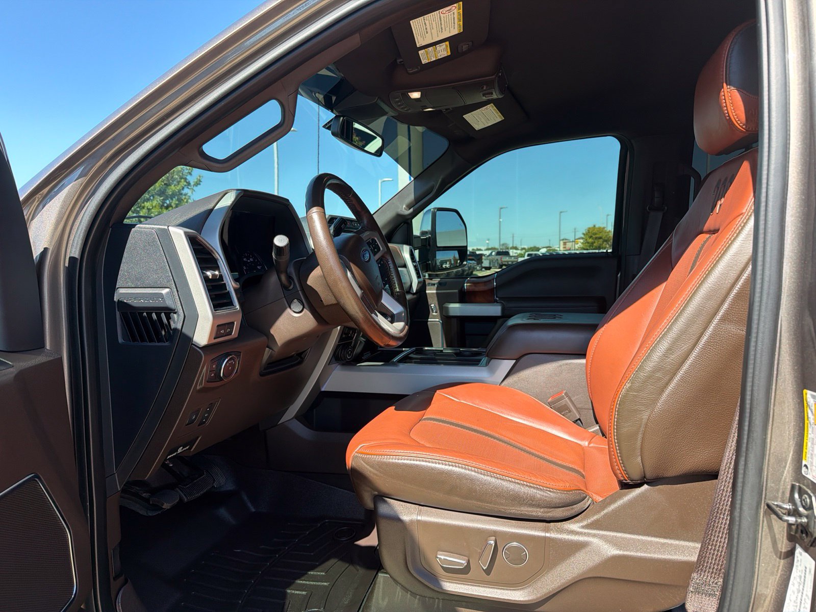 Used 2022 Ford F350 King Ranch w/ Chrome Package AWD/4WD image 12