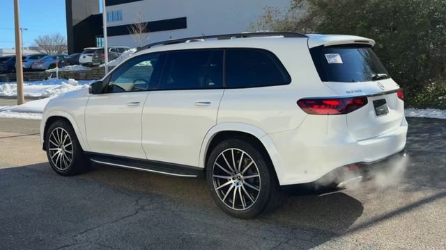 Used 2025 Mercedes-Benz GLS 580 4MATIC image 8