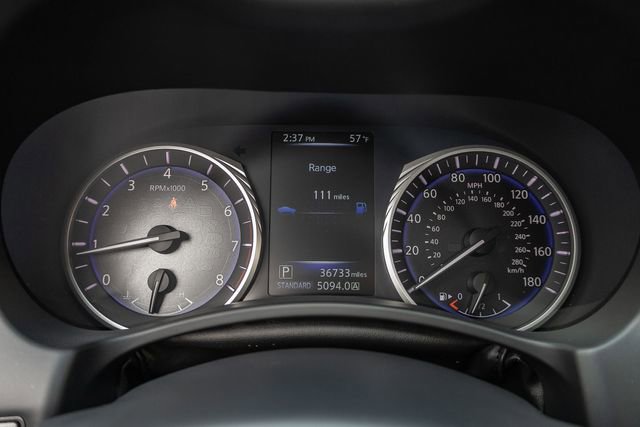 Used 2017 INFINITI Q60 2.0t w/ Moonroof Package image 10