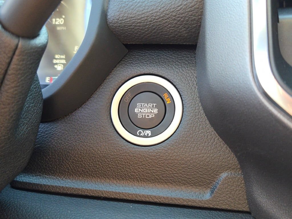 New 2026 RAM 2500 Laramie AWD/4WD image 48