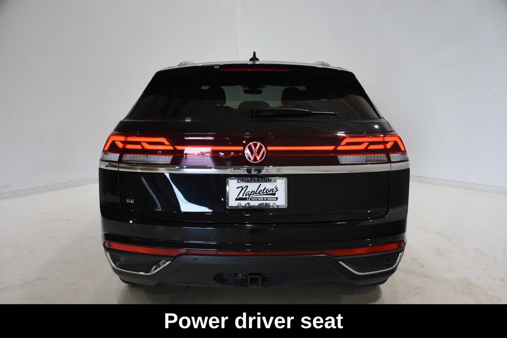 Used 2025 Volkswagen Atlas Cross Sport SE FWD image 6