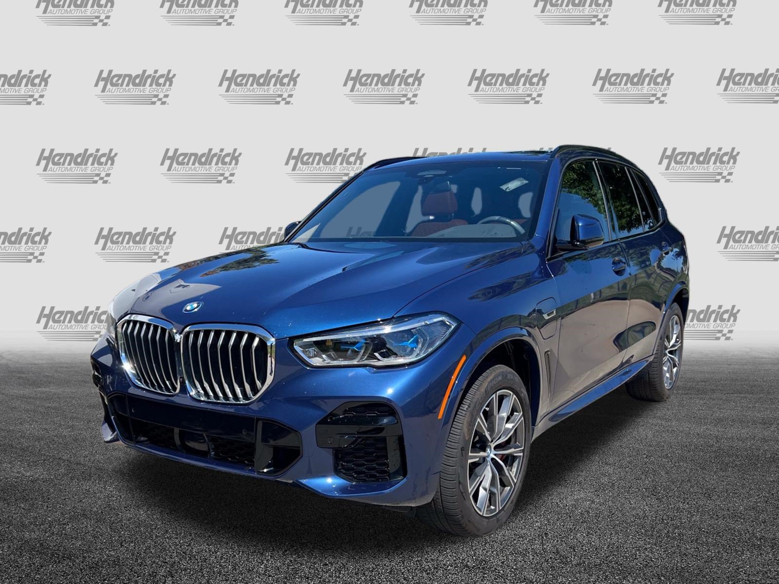 Used 2023 BMW X5 xDrive45e w/ Executive Package AWD/4WD image 5