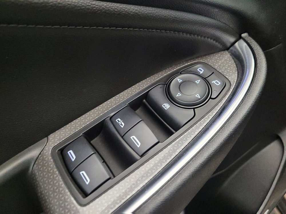 Used 2018 Chevrolet Malibu LT w/ Leather Package FWD image 27