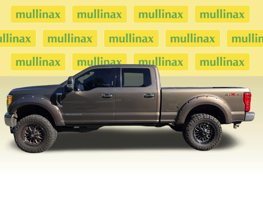 Used 2017 Ford F250 Lariat w/ Lariat Ultimate Package AWD/4WD image 11