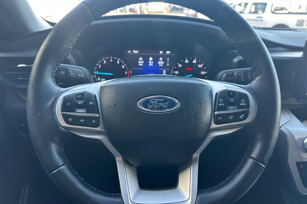 Certified 2023 Ford Explorer XLT image 27