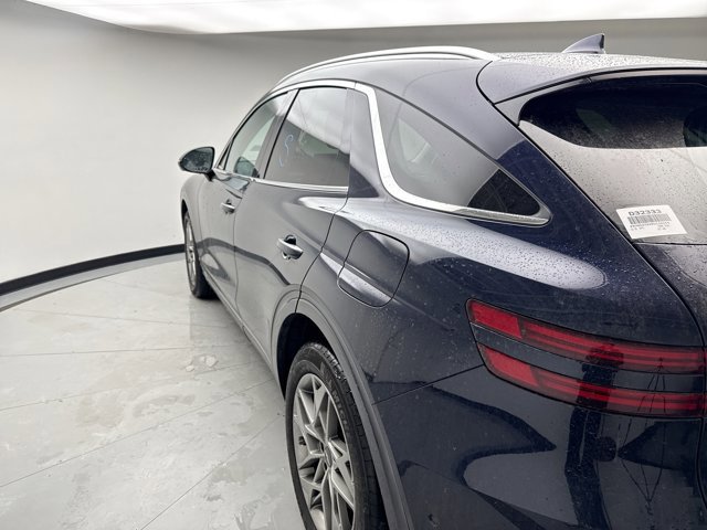 Used 2023 Genesis GV70 2.5T w/ Advanced Package image 3