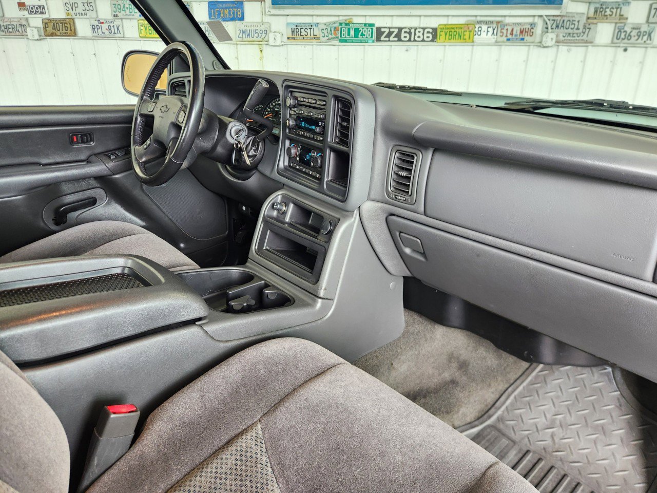 Used 2006 Chevrolet Silverado 1500 LT w/ Onstar Plus Package RWD image 2