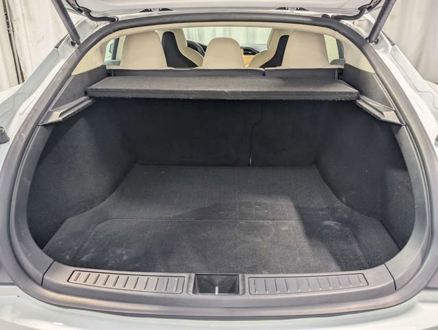 Used 2019 Tesla Model S Standard Range image 25
