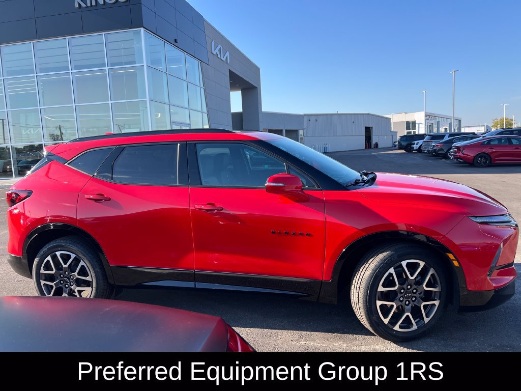 Used 2023 Chevrolet Blazer RS w/ Enhanced Convenience Package AWD/4WD image 2