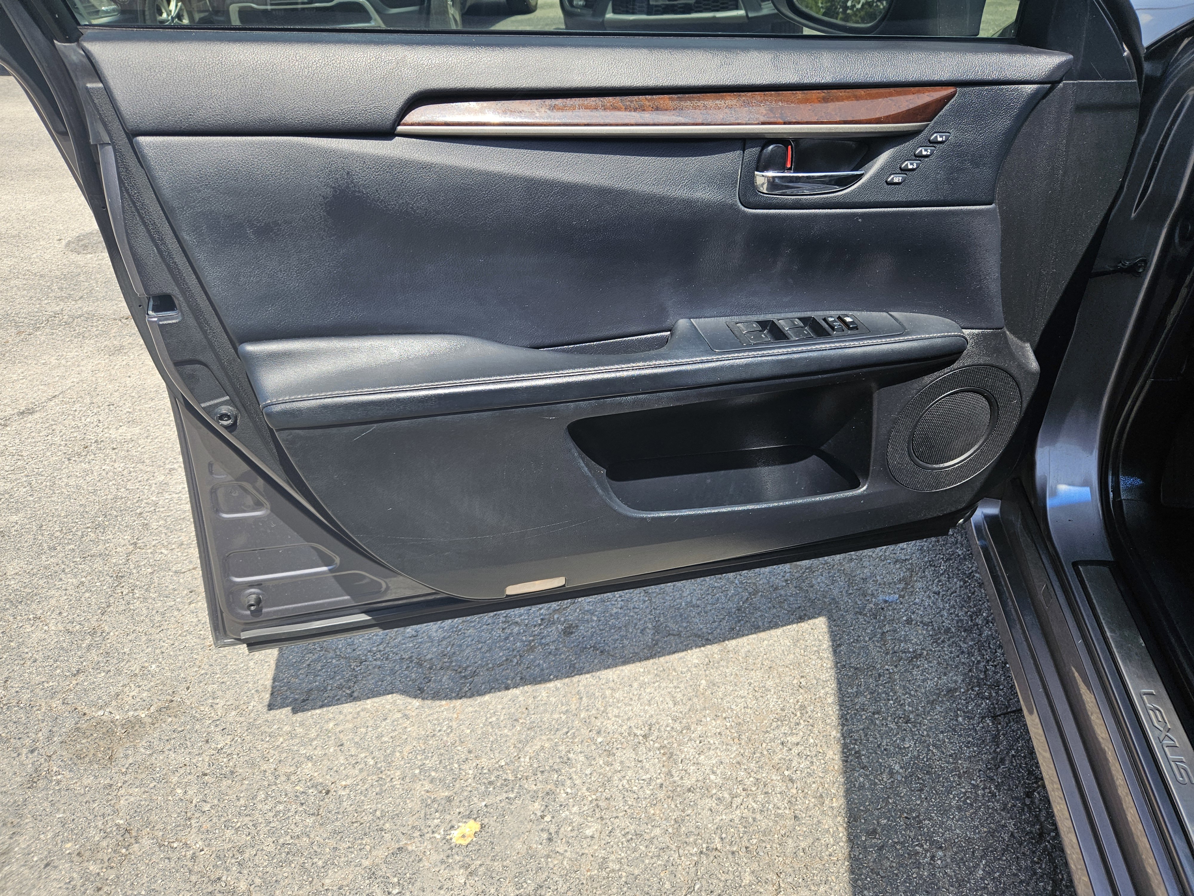 Used 2013 Lexus ES 350 w/ Luxury Pkg FWD image 16