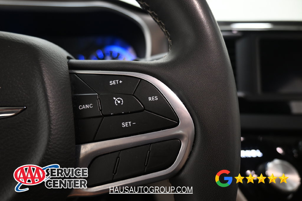 Used 2023 Chrysler Voyager LX FWD image 16