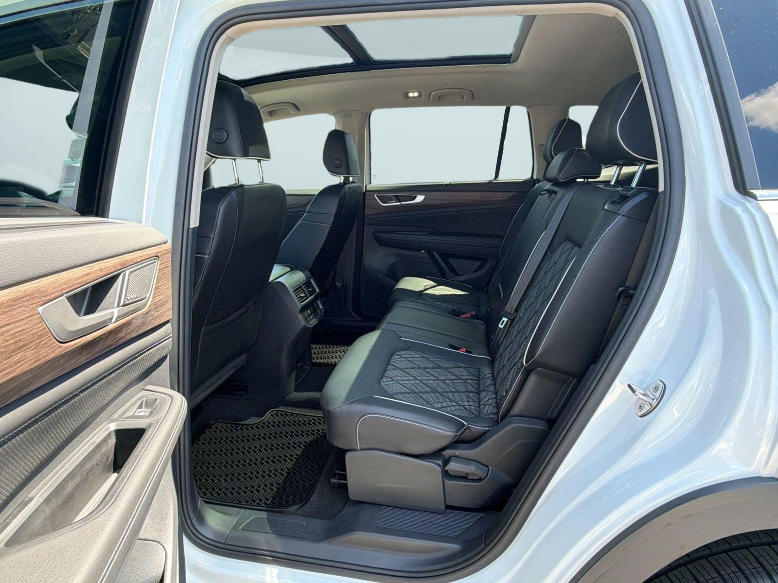 New 2026 Volkswagen Atlas SEL Premium R-Line AWD/4WD image 14