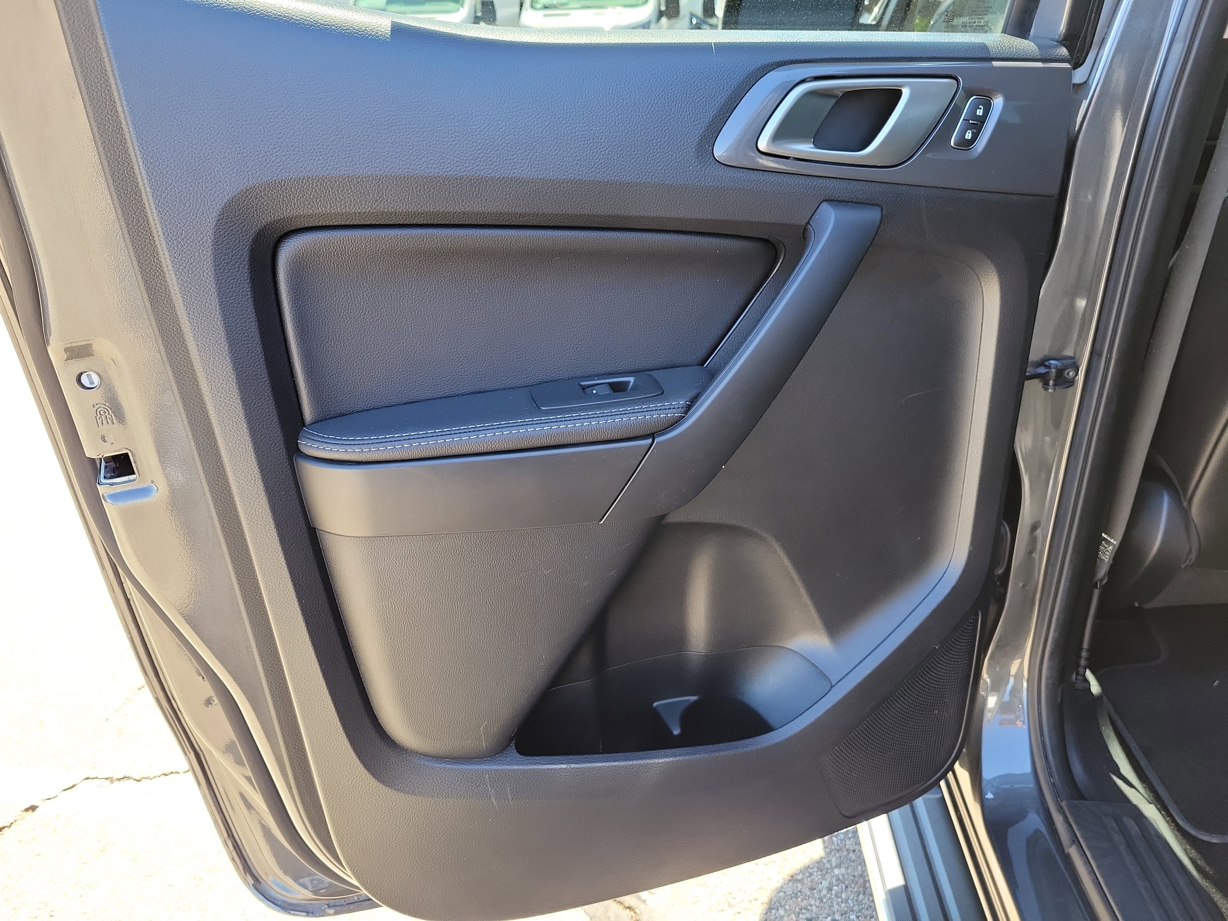 Used 2020 Ford Ranger Lariat w/ Equipment Group 501A Mid image 14