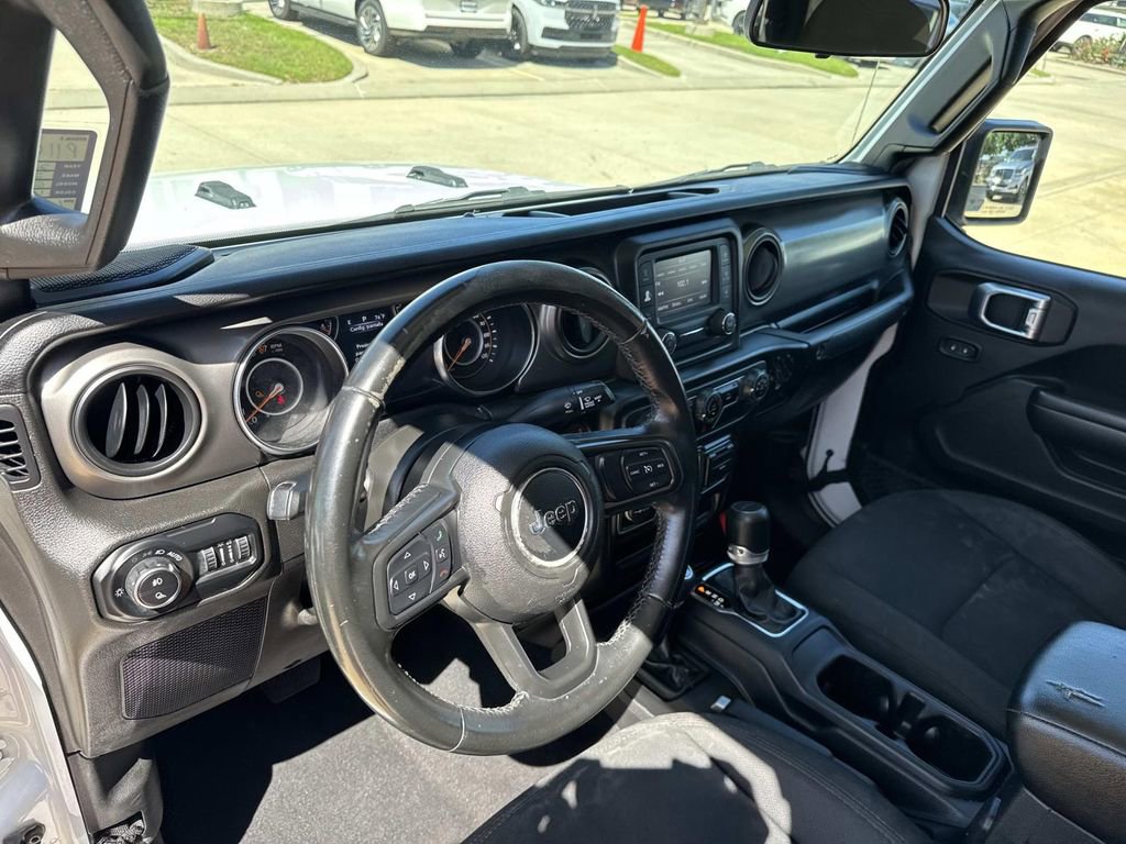 Used 2021 Jeep Gladiator Sport AWD/4WD image 21