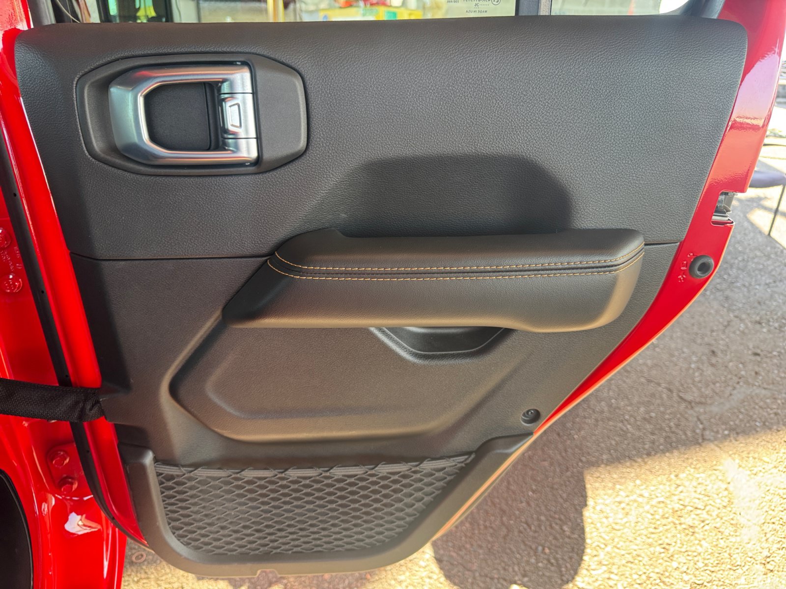 Used 2026 Jeep Wrangler Unlimited Sahara AWD/4WD image 30
